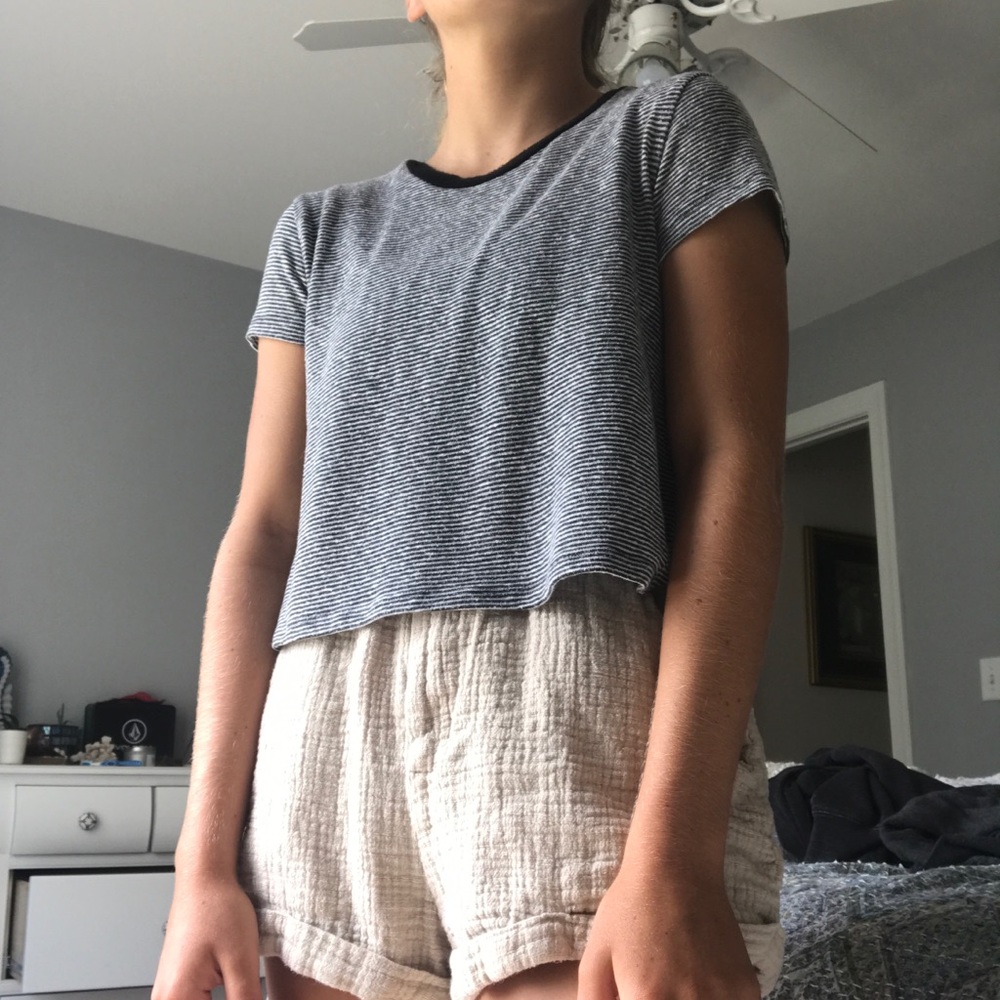 Basic Cropped T